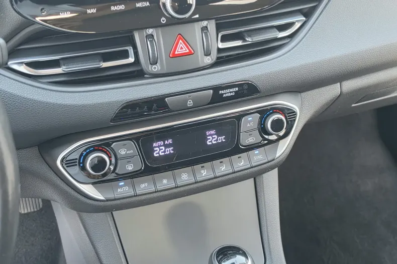 Hyundai i30 din 2022 cu 153.000 km - oferta HYU255858 - foto 24