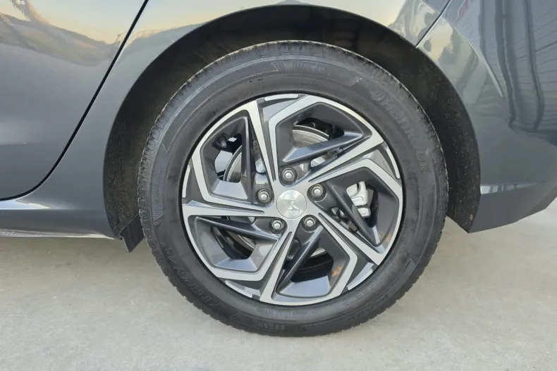 Hyundai i30 din 2022 cu 153.000 km - oferta HYU255858 - foto 31