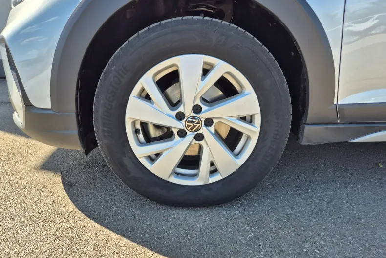 Volkswagen Taigo din 2024 cu 61.376 km - oferta VOL255861 - foto 31