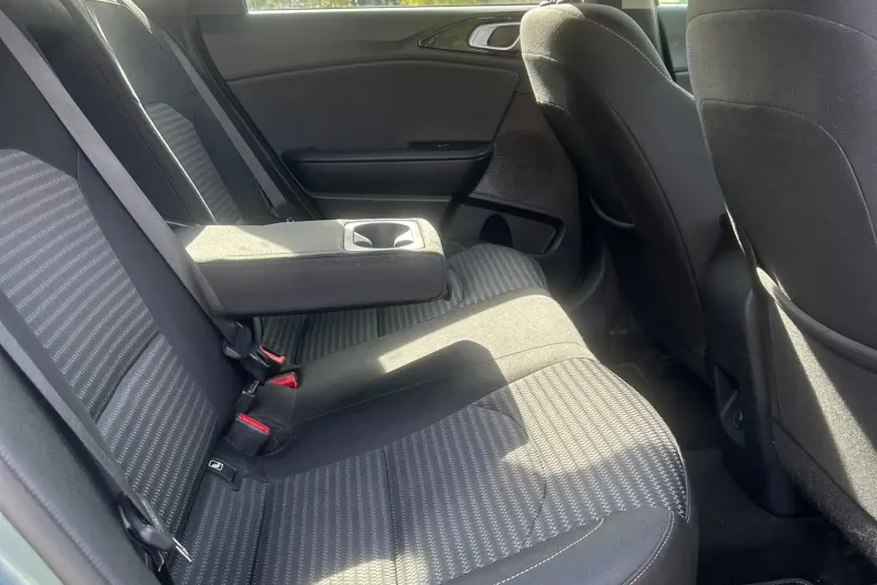 Kia Ceed din 2024 cu 87.546 km - oferta KIA255870 - foto 12