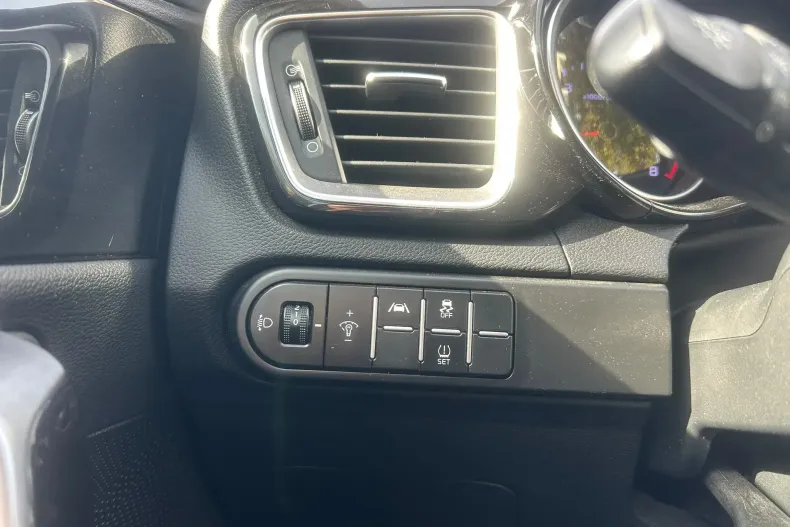 Kia Ceed din 2024 cu 87.546 km - oferta KIA255870 - foto 24