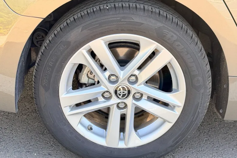 Toyota Corolla din 2021 cu 97.737 km - oferta TOY255873 - foto 13