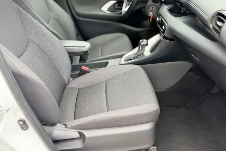 Toyota Yaris din 2021 cu 83.462 km - oferta TOY255875 - foto 10