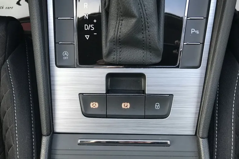 Skoda Superb din 2023 cu 149.131 km - oferta SKO255876 - foto 35