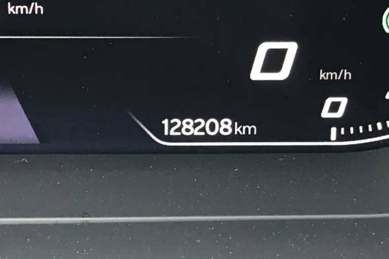 Seat Leon din 2024 cu 128.208 km - oferta SEA255877 - foto 7