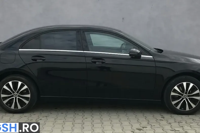 Mercedes-Benz A 250 (Clasa A) din 2022 cu 95.401 km - oferta MER255882 - foto 9