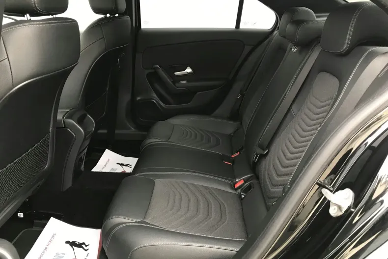 Mercedes-Benz A 250 (Clasa A) din 2022 cu 95.401 km - oferta MER255882 - foto 14