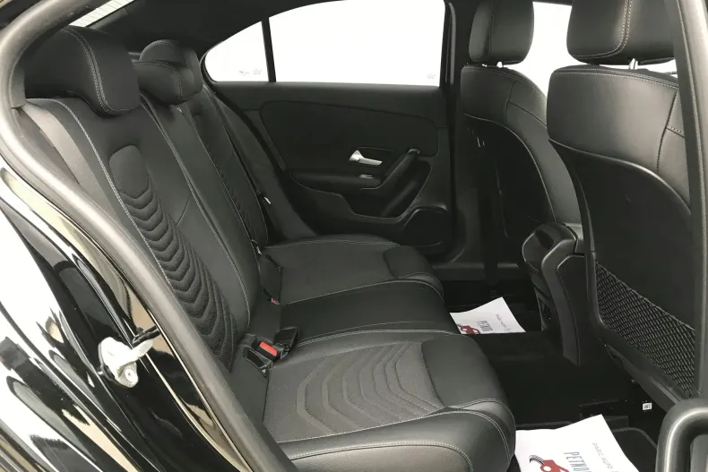 Mercedes-Benz A 250 (Clasa A) din 2022 cu 95.401 km - oferta MER255882 - foto 15