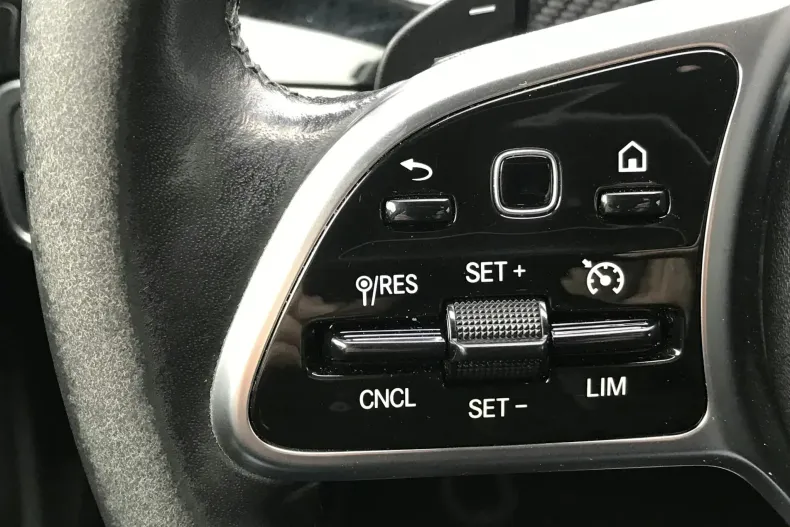 Mercedes-Benz A 250 (Clasa A) din 2022 cu 95.401 km - oferta MER255882 - foto 18