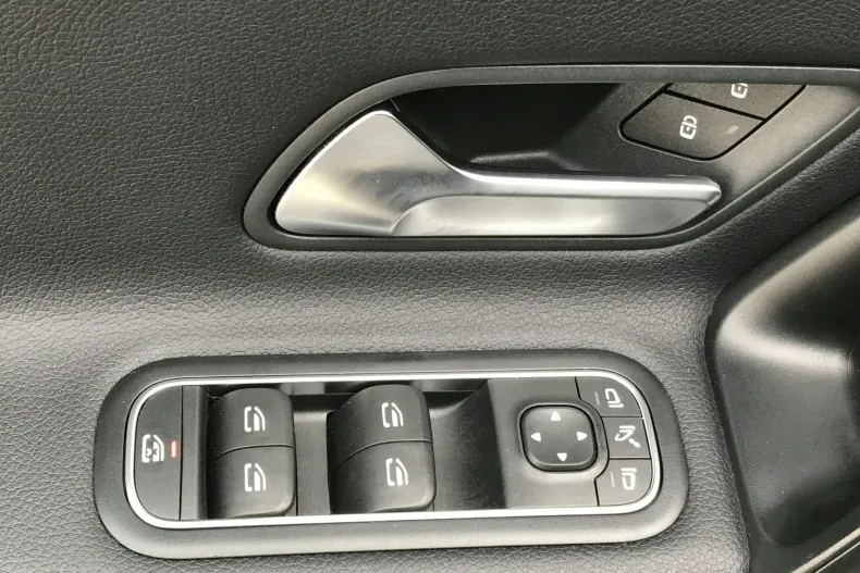 Mercedes-Benz A 250 (Clasa A) din 2022 cu 95.401 km - oferta MER255882 - foto 23