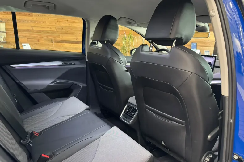 Skoda Enyaq din 2023 cu 87.996 km - oferta SKO255886 - foto 10