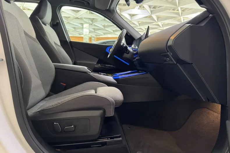 BMW X3 (Seria X) din 2025 cu 10.282 km - oferta BMW255890 - foto 13
