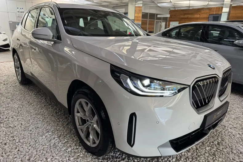 BMW X3 (Seria X) din 2025 cu 4.376 km - oferta BMW255891 - foto 3