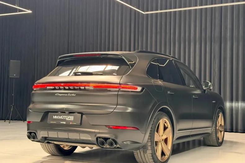 Porsche Cayenne din 2024 cu 25.025 km - oferta POR255897 - foto 28