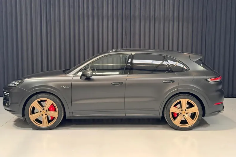 Porsche Cayenne din 2024 cu 25.025 km - oferta POR255897 - foto 31