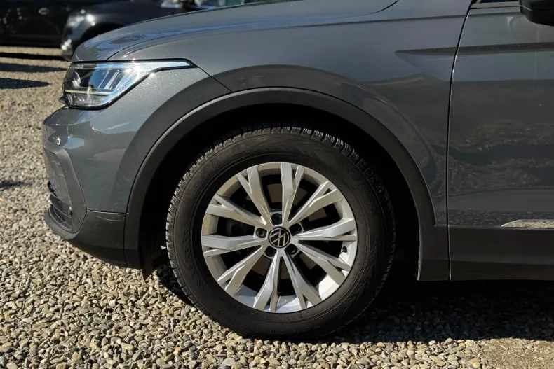 Volkswagen Tiguan din 2022 cu 51.911 km - oferta VOL255905 - foto 3