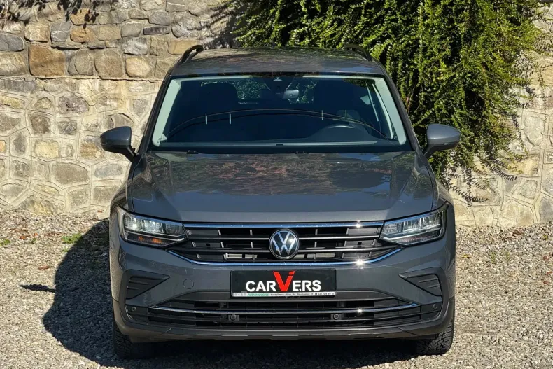 Volkswagen Tiguan din 2022 cu 51.911 km - oferta VOL255905 - foto 11