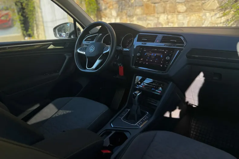 Volkswagen Tiguan din 2022 cu 51.911 km - oferta VOL255905 - foto 18