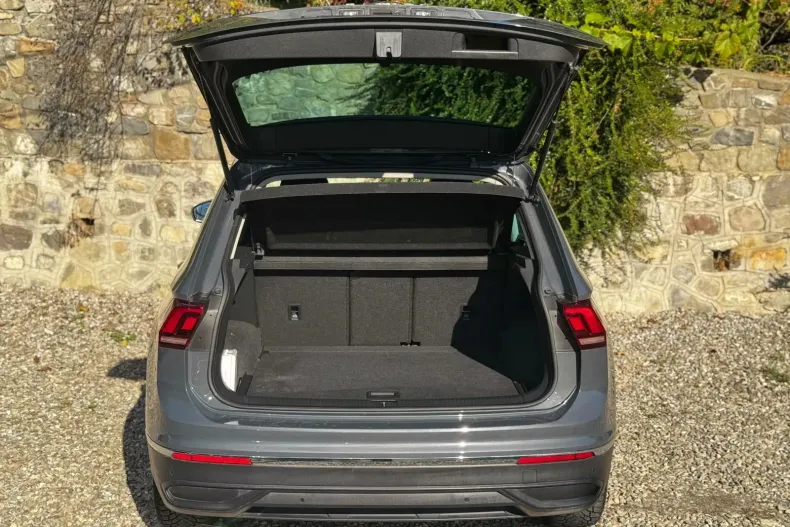 Volkswagen Tiguan din 2022 cu 51.911 km - oferta VOL255905 - foto 23