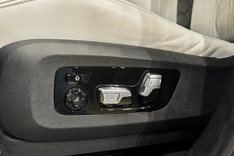 BMW X5 (Seria X) din 2020 cu 175.300 km - oferta BMW255907 - foto 29