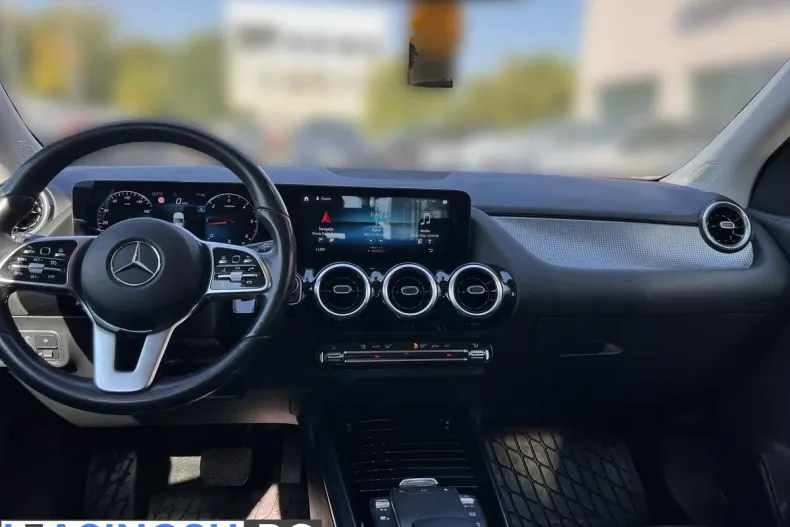 Mercedes-Benz GLA din 2021 cu 71.197 km - oferta MER255942 - foto 11