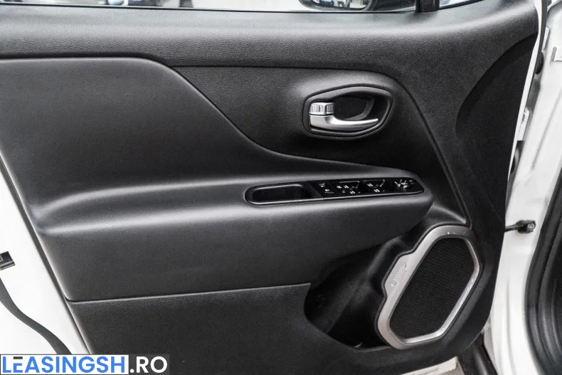 Jeep Renegade din 2023 cu 100.000 km - oferta JEE255957 - foto 33