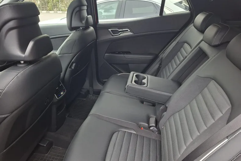 Kia Sportage din 2024 cu 2.000 km - oferta KIA255962 - foto 28