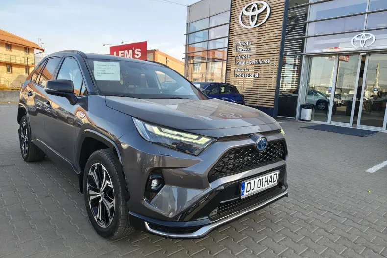 Toyota RAV4 din 2023 cu 60.859 km - oferta TOY255977 - foto 6