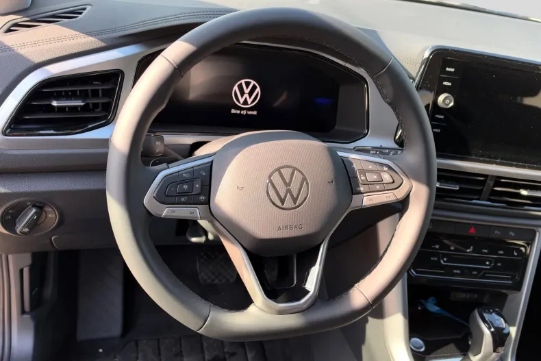 Volkswagen T-Roc din 2026 cu 1 km - oferta VOL255983 - foto 10