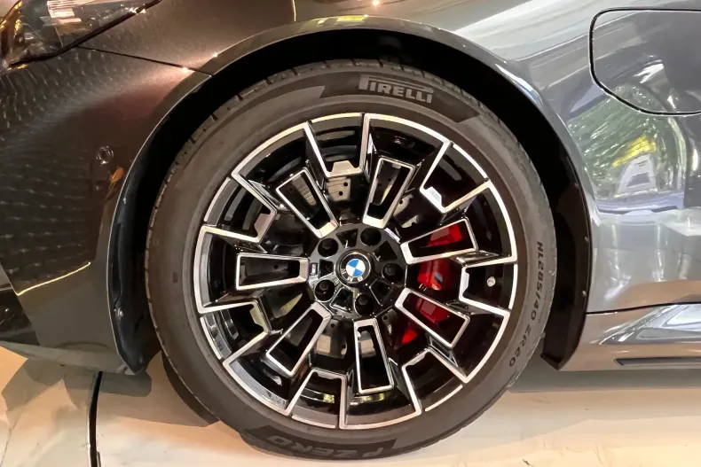 BMW M5 (Seria 5) din 2025 cu 48.850 km - oferta BMW255987 - foto 10