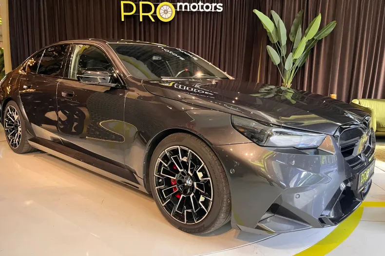 BMW M5 (Seria 5) din 2025 cu 48.850 km - oferta BMW255987 - foto 17