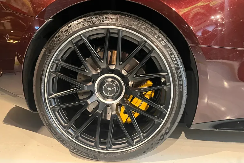 Mercedes-Benz AMG GT (Clasa GT) din 2025 cu 18.850 km - oferta MER255988 - foto 13