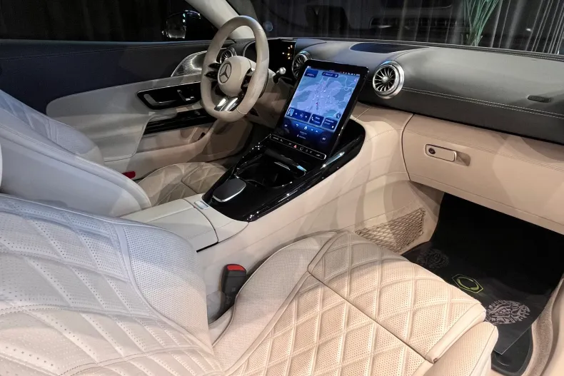 Mercedes-Benz AMG GT (Clasa GT) din 2025 cu 18.850 km - oferta MER255988 - foto 23