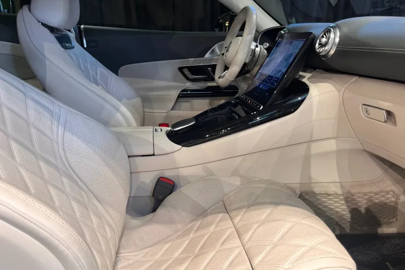 Mercedes-Benz AMG GT (Clasa GT) din 2025 cu 18.850 km - oferta MER255988 - foto 24