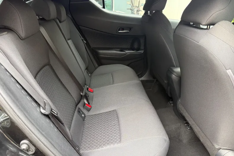 Toyota C-HR din 2021 cu 110.000 km - oferta TOY255989 - foto 11