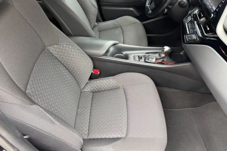 Toyota C-HR din 2021 cu 110.000 km - oferta TOY255989 - foto 18