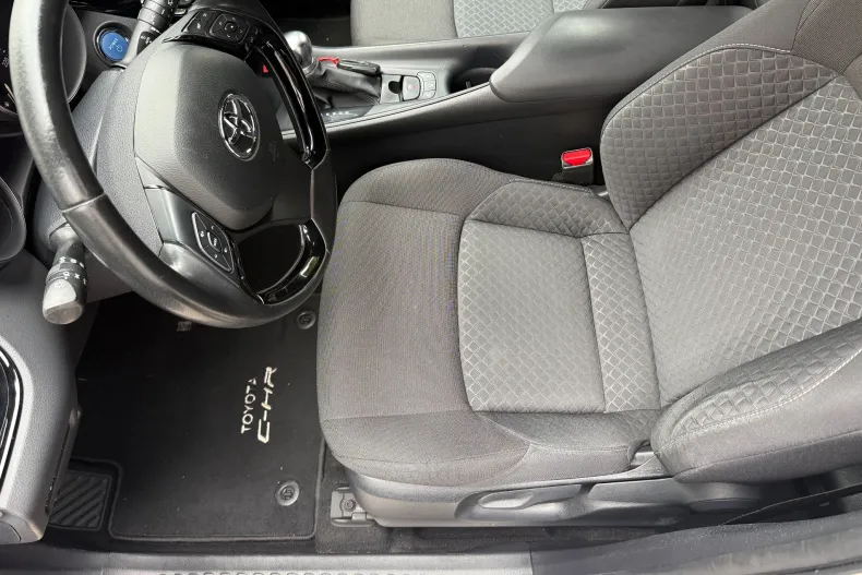 Toyota C-HR din 2021 cu 110.000 km - oferta TOY255989 - foto 29