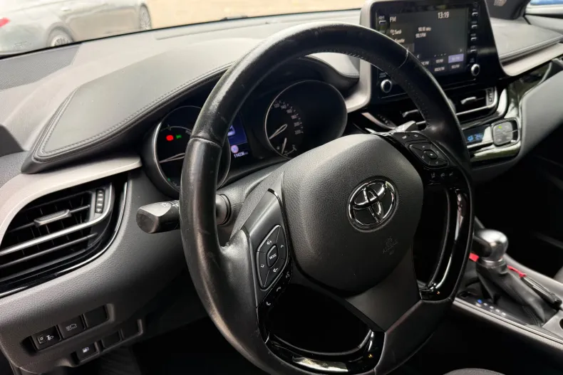 Toyota C-HR din 2021 cu 110.000 km - oferta TOY255989 - foto 30