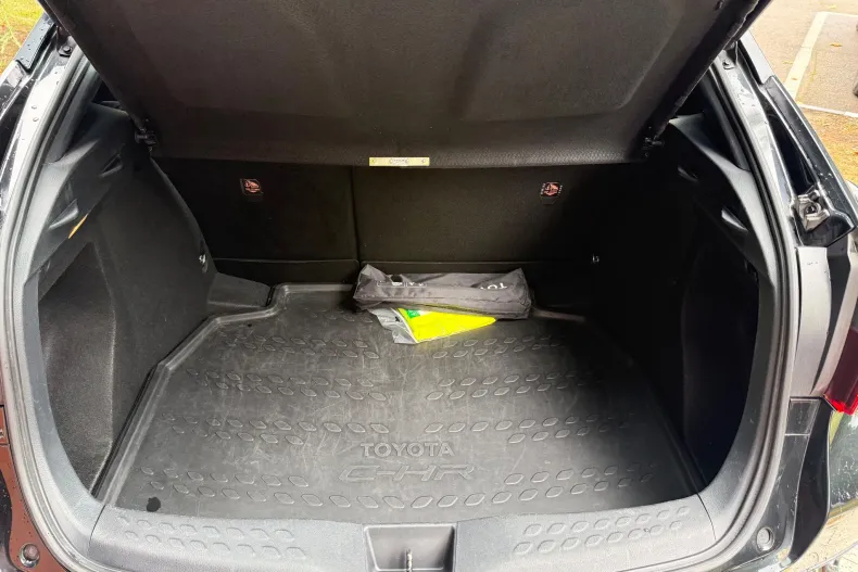 Toyota C-HR din 2021 cu 110.000 km - oferta TOY255989 - foto 38