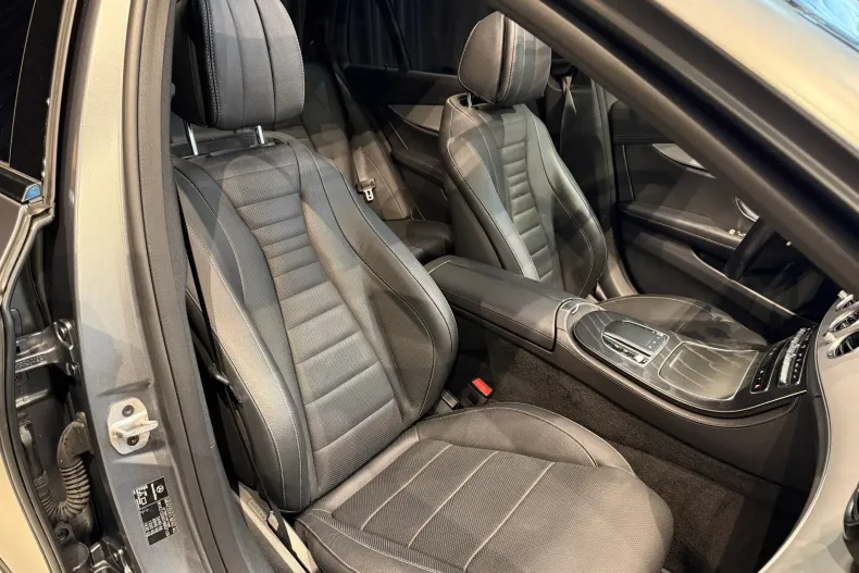 Mercedes-Benz E din 2021 cu 59.500 km - oferta MER255993 - foto 32