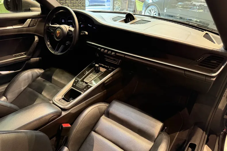 Porsche 911 din 2022 cu 29.900 km - oferta POR255994 - foto 23