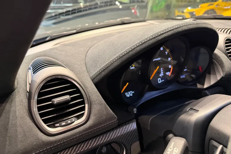 Porsche Cayman din 2023 cu 13.900 km - oferta POR255995 - foto 18