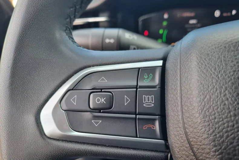 Jeep Compass din 2023 cu 126.087 km - oferta JEE255997 - foto 30