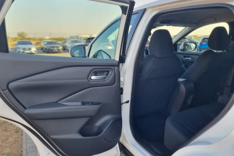 Nissan Qashqai din 2024 cu 118.528 km - oferta NIS255999 - foto 15
