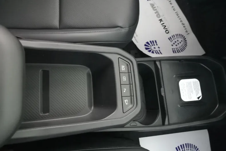 Kia EV4 din 2025 cu 6 km - oferta KIA256003 - foto 14