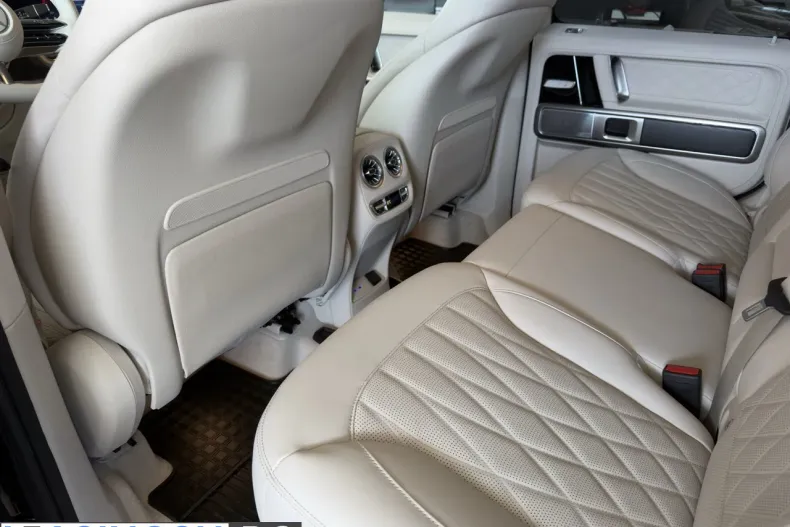 Mercedes-Benz G din 2027 cu 6.001 km - oferta MER256011 - foto 9