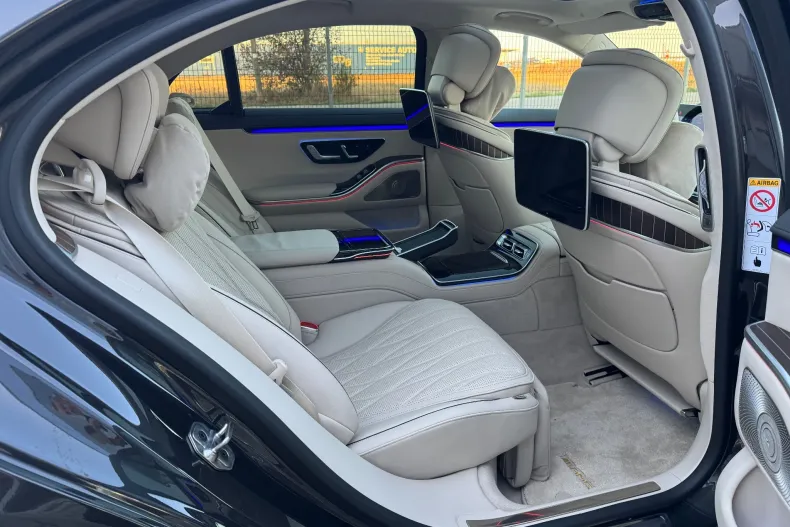 Mercedes-Benz S 63 AMG (Clasa S) din 2024 cu 42.400 km - oferta MER256012 - foto 11
