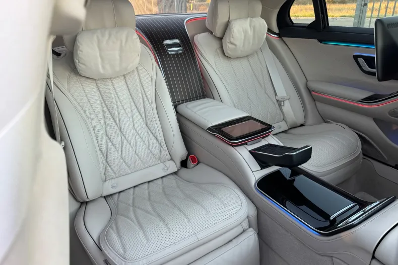 Mercedes-Benz S 63 AMG (Clasa S) din 2024 cu 42.400 km - oferta MER256012 - foto 12