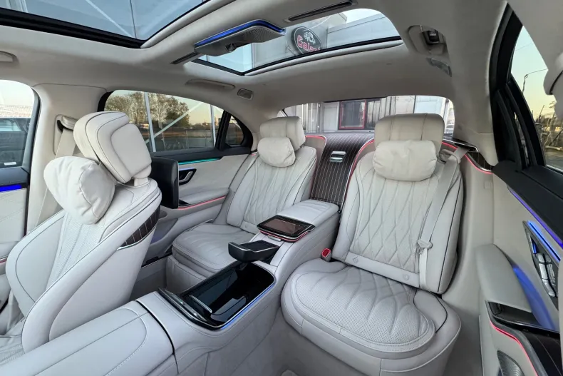 Mercedes-Benz S 63 AMG (Clasa S) din 2024 cu 42.400 km - oferta MER256012 - foto 18