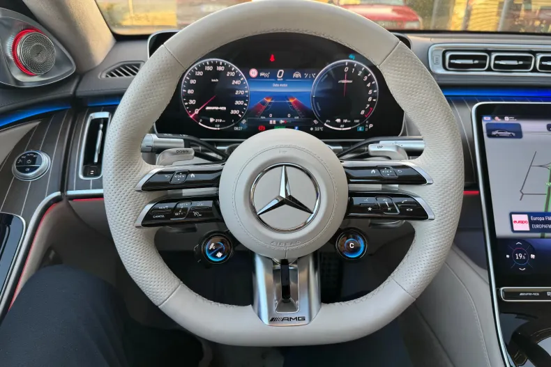 Mercedes-Benz S 63 AMG (Clasa S) din 2024 cu 42.400 km - oferta MER256012 - foto 29